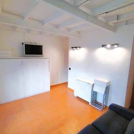 Puerta Del Sol - Apartamento Para 4 Madrid Exterior photo